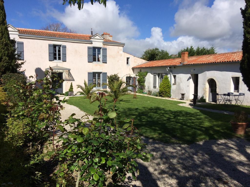 La Rochelle L'Ile De Re Autrement Villa Nieul-sur-Mer Exterior photo
